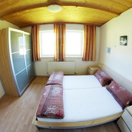 Apartments Bauernhof Dismasn Hof لانغنفلد الغرفة الصورة