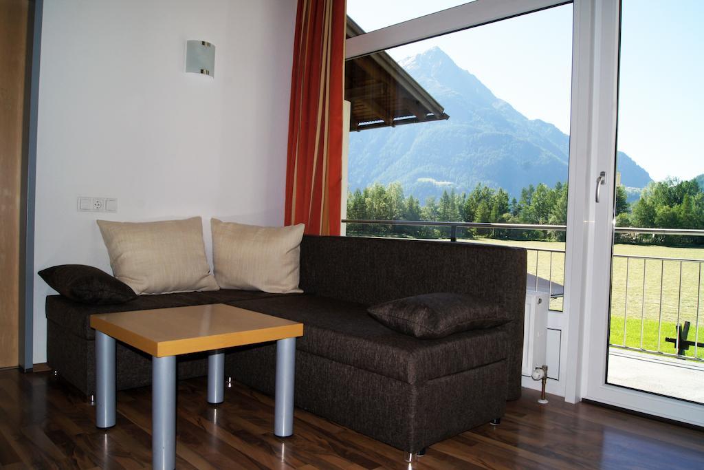 Apartments Bauernhof Dismasn Hof لانغنفلد الغرفة الصورة