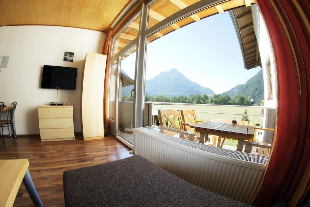 Apartments Bauernhof Dismasn Hof لانغنفلد الغرفة الصورة