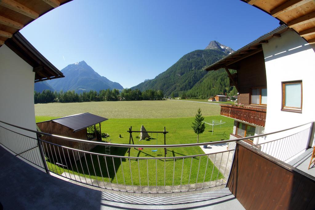 Apartments Bauernhof Dismasn Hof لانغنفلد الغرفة الصورة